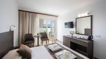Kapetanios Limassol Hotel