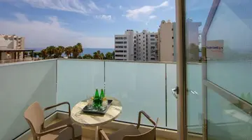 Kapetanios Limassol Hotel