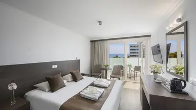 Kapetanios Limassol Hotel
