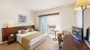 Kapetanios Limassol Hotel