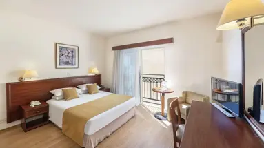 Kapetanios Limassol Hotel