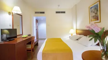Kapetanios Limassol Hotel