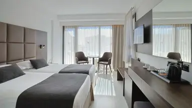 Kapetanios Odyssea Hotel