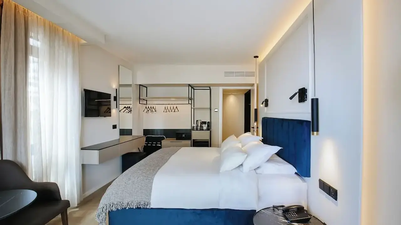 Kapetanios Odysseia Hotel