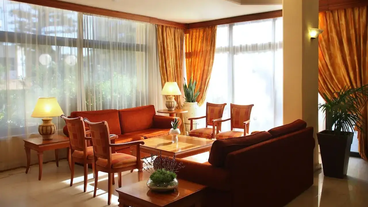 Kapetanios Odysseia Hotel