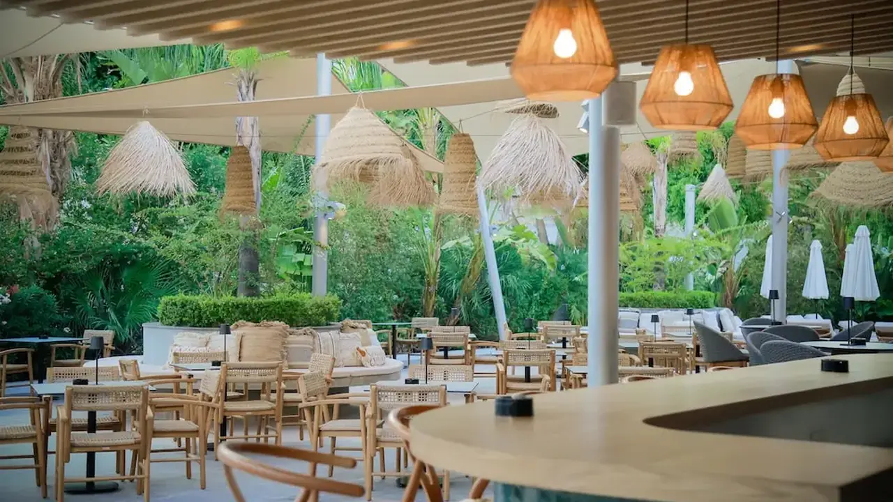 Kapetanios Odysseia Hotel
