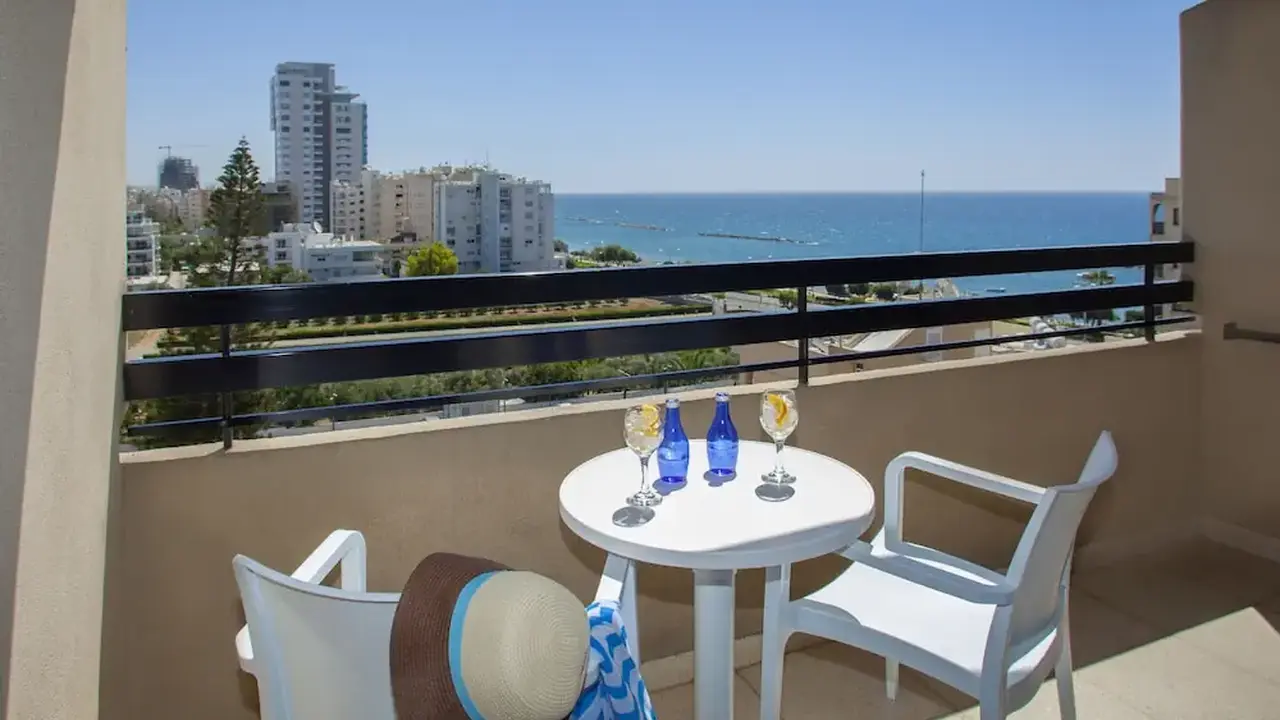 Kapetanios Odysseia Hotel