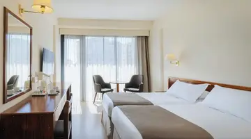 Kapetanios Odysseia Hotel