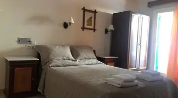 Karidis Hotel