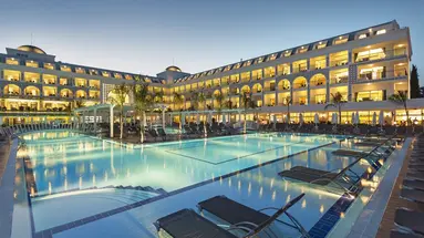 KARMIR RESORT & SPA