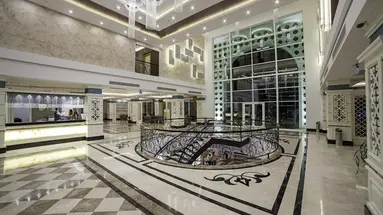 Karmir Resort & Spa