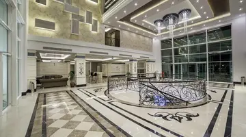 Karmir Resort & Spa