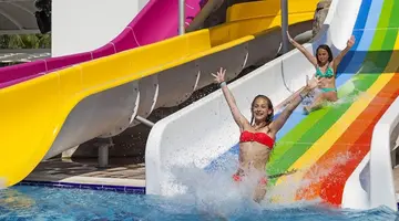 Karmir Resort & Spa
