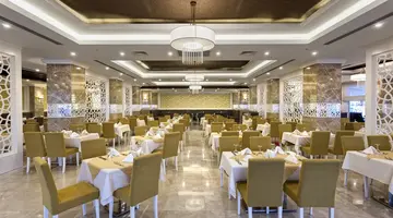KARMIR RESORT & SPA