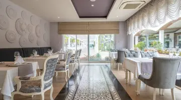 KARMIR RESORT & SPA