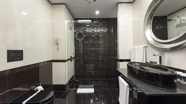 Karmir Resort & Spa