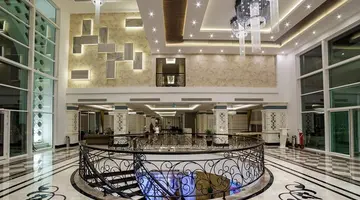 Karmir Resort & Spa