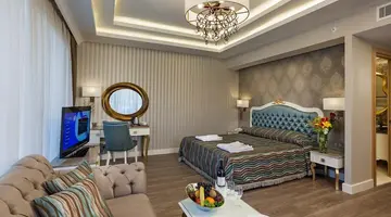 Karmir Resort & Spa