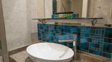 KARMIR RESORT & SPA