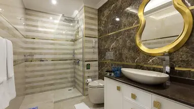 Karmir Resort & Spa