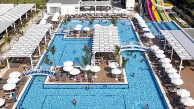 Karmir Resort & Spa