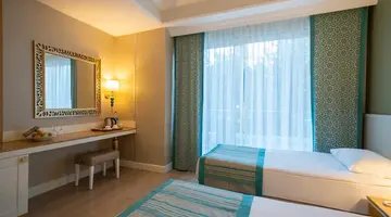 KARMIR RESORT & SPA