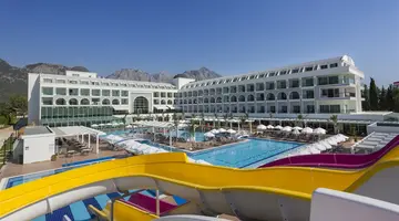 KARMIR RESORT & SPA