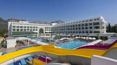 KARMIR RESORT & SPA