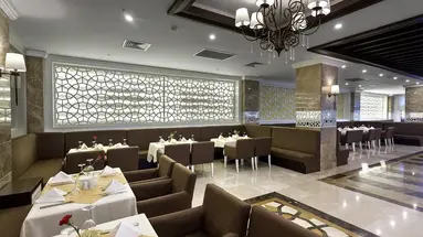 Karmir Resort & Spa