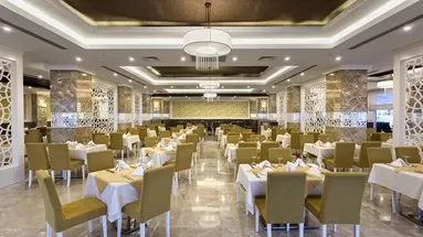 Karmir Resort & Spa