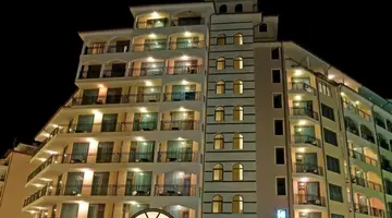 Karolina (Hotel Part)