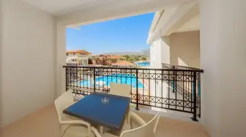 Karras Hotel