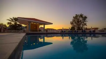 Karras Hotel