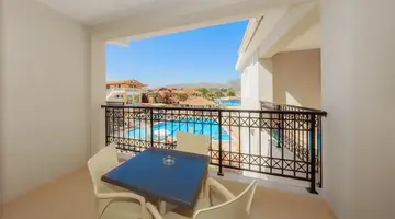 Karras Hotel