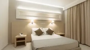 Karras Hotel