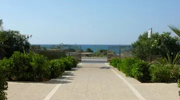 Karteros Hotel