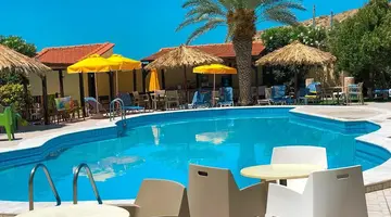 KARTEROS HOTEL