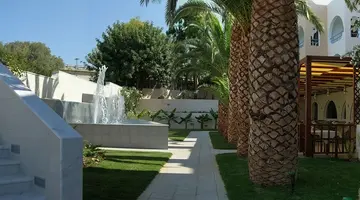 Karteros Hotel