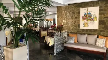 Karteros Hotel