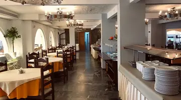 Karteros Hotel