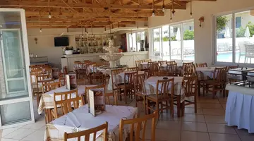 Kasapakis Hotel and Apartments