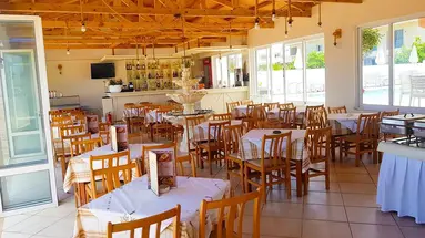 Kasapakis Hotel & Apartments