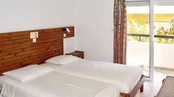 Kassandra Apartments