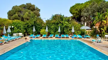 Kassandra Apartments