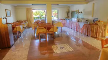 KASSANDRA FAMILY APARTHOTEL