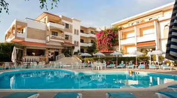 KASSANDRA FAMILY APARTHOTEL