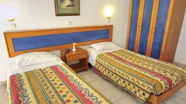 KASSANDRA FAMILY APARTHOTEL