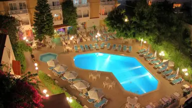 KASSANDRA FAMILY APARTHOTEL