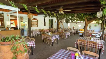 KASSANDRA FAMILY APARTHOTEL