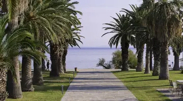 Kassandra Palace Seaside Resort